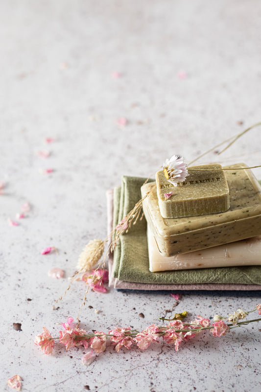 Top 6 Reasons to Use Natural Skin Care Products